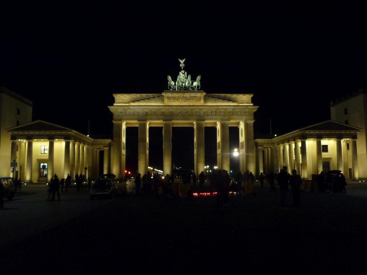 Apartment&Rooms Near Brandenburg Gate Βερολίνο Εξωτερικό φωτογραφία